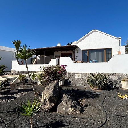 Casa Pedro Villa Costa Teguise Exterior photo